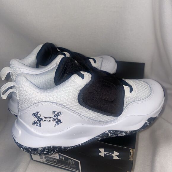 Under Armour PS Zone BB 2 Boys Shoe Sneakers Gym Sports Size 6Y 3026637 101 New - Picture 4 of 10